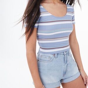 Aero Striped O-Ring Back Cropped Bodycon Tee medium